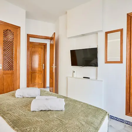 Marbella Style Apartment - By Welcomely * Torrevieja