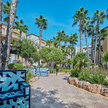 Classic Mediterranean Style - By Welcomely Apartament Torrevieja