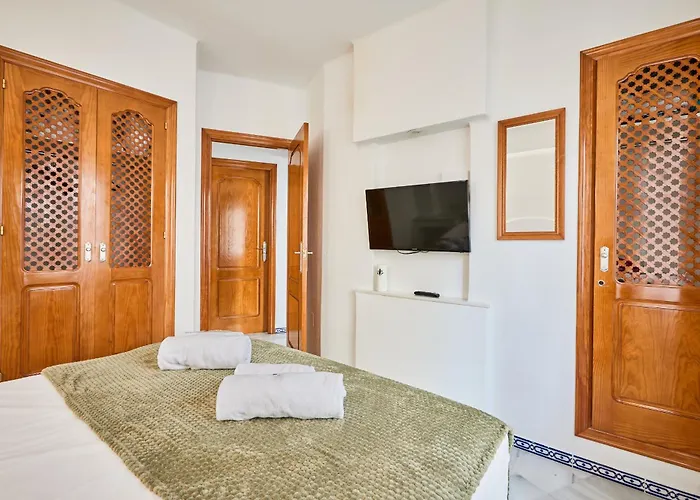 Classic Mediterranean Style - By Welcomely * تورّيفيِخا